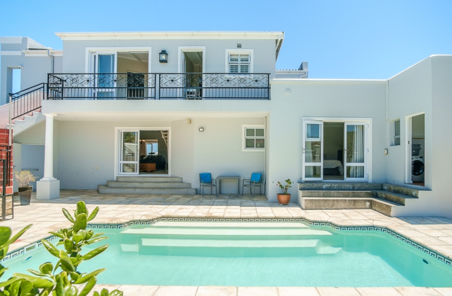 4 Bedroom Property for Sale in Kommetjie Western Cape